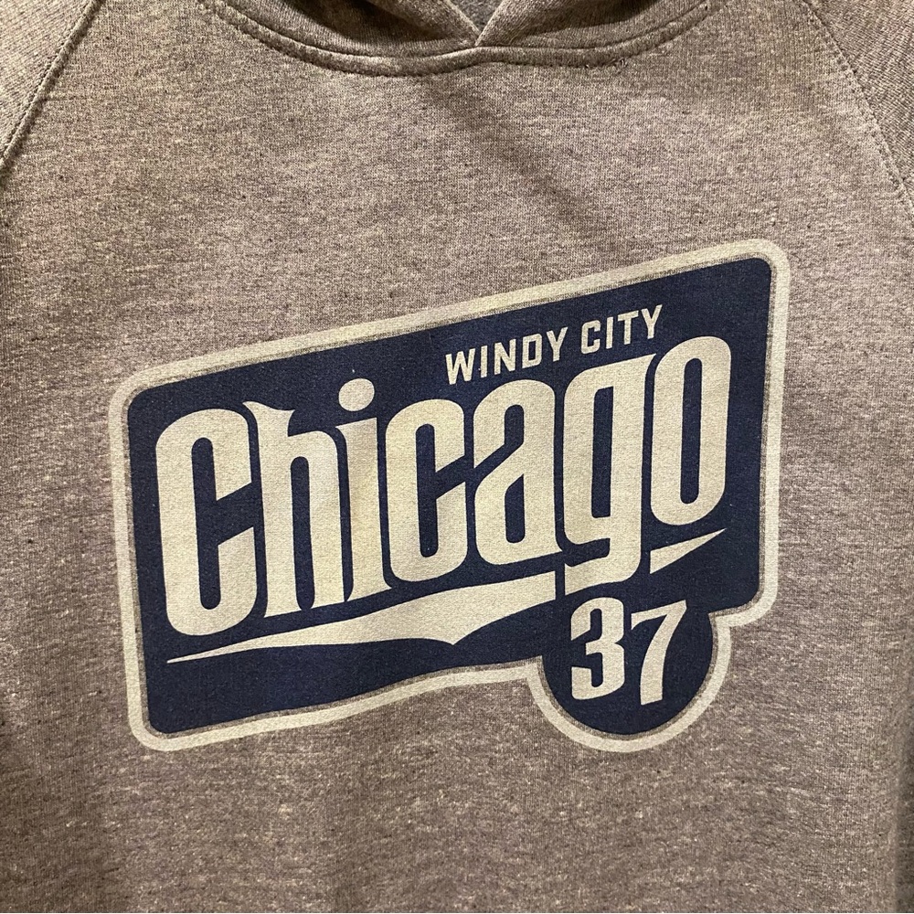 BREW CITY Chicago Hoodie Size Medium Beer Pocket Bottle Opener Casual Game‎ Day - Picture 4 of 14